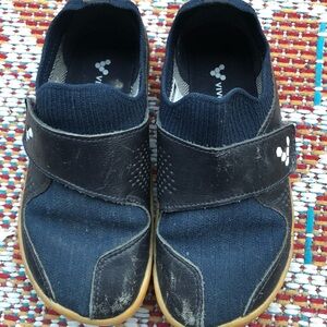 Vivo barefoot Navy Knit toddler shoes